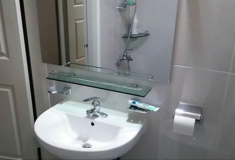 פנסיון Oxbloodk