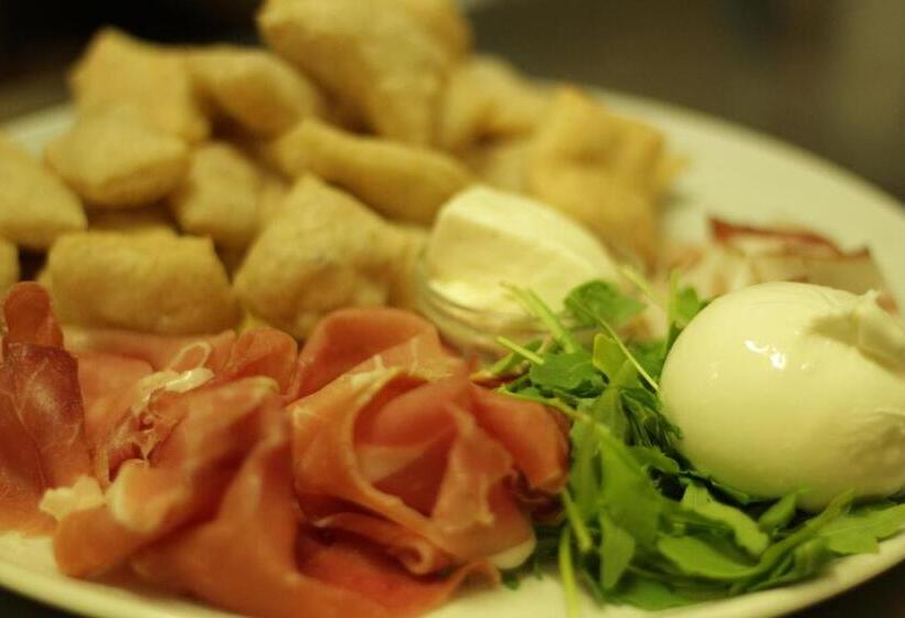 بنسيون Piccola Firenze