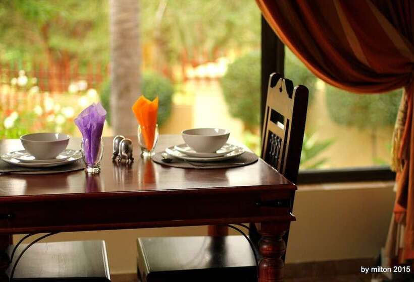 膳宿费 Sunset Ridge Guest House