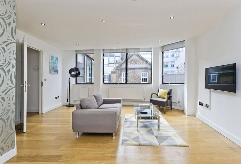 Red Lion Court By City2stay