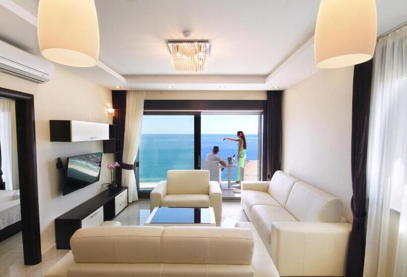 Shine Residence