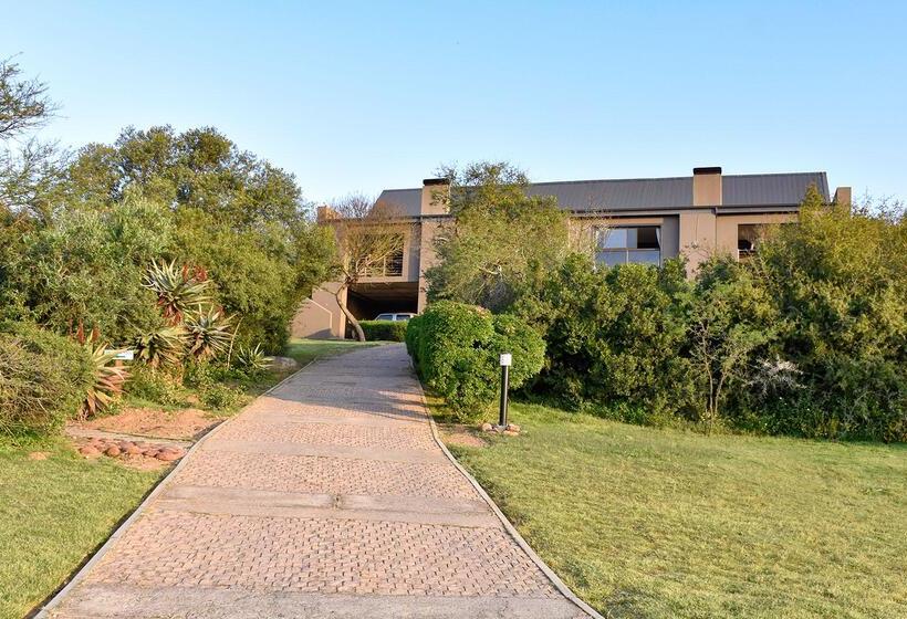 Stonehill River Lodge