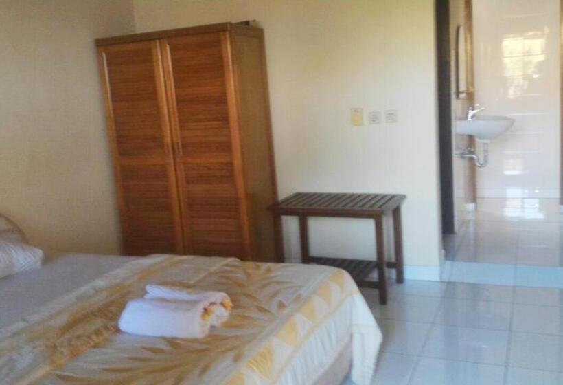 تختخواب و صبحانه Adus Beach Inn