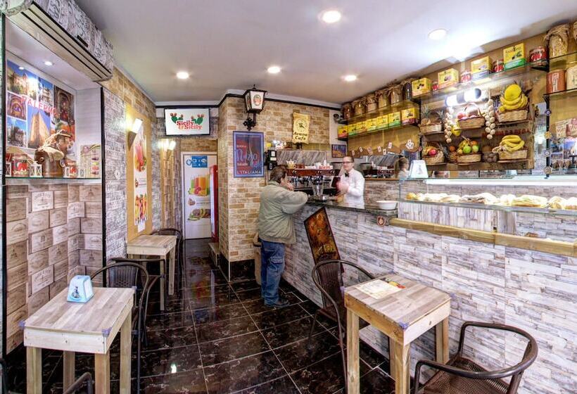 تختخواب و صبحانه Hostel Agata