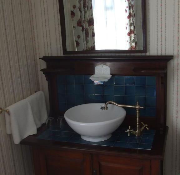 Swiss Cottage B&b