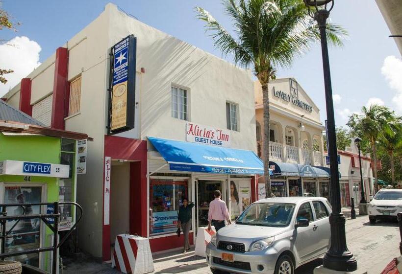هتل Alicia's Inn