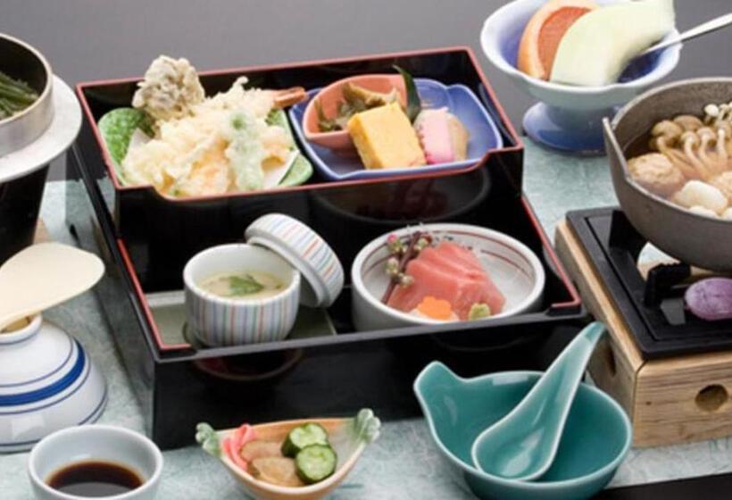 בית מלון כפרי Kyukamura Nyutoonsenkyo