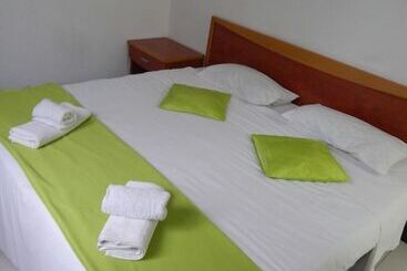 هتل Mozguest Residence