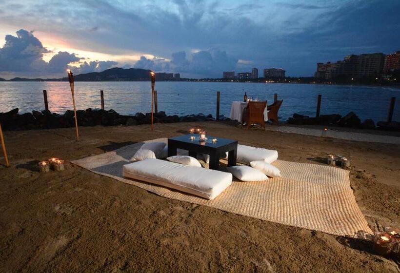 هتل Pacifica Resort Ixtapa