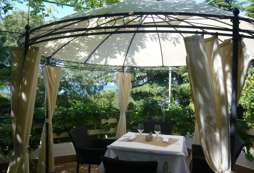 هتل Ristorante Sole
