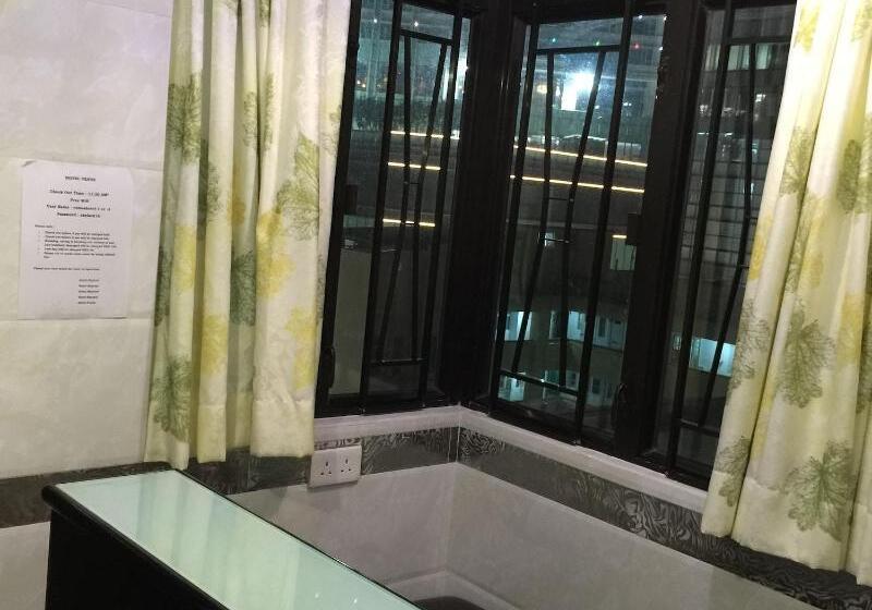 هتل Skycity Hostel