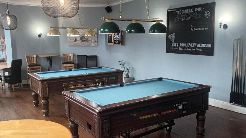 هتل The George Inn