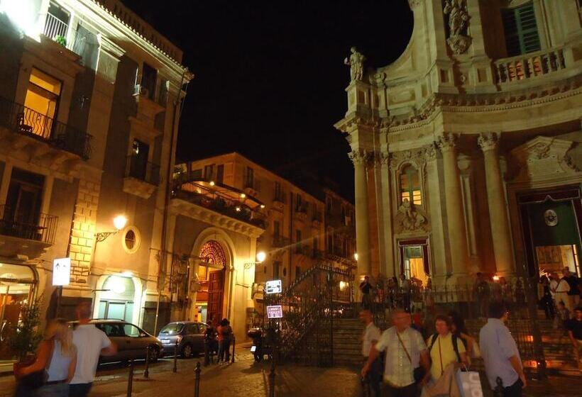 هتل Trieste