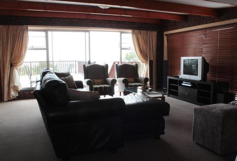 پانسیون Sunnyridge Lodge