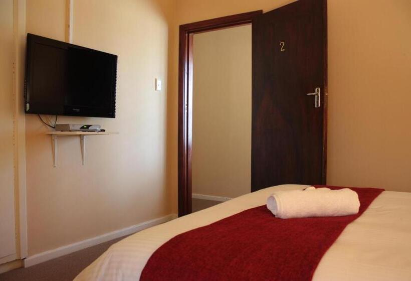 پانسیون Sunnyridge Lodge