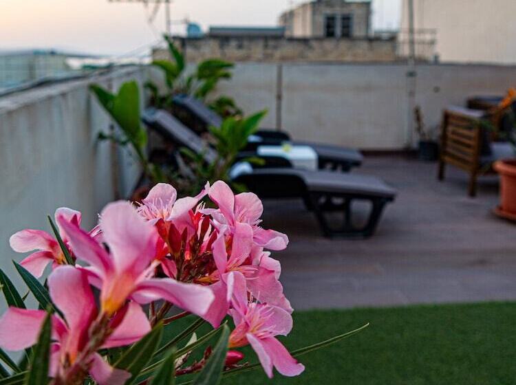 پانسیون Pierre De Soleil Guesthouse