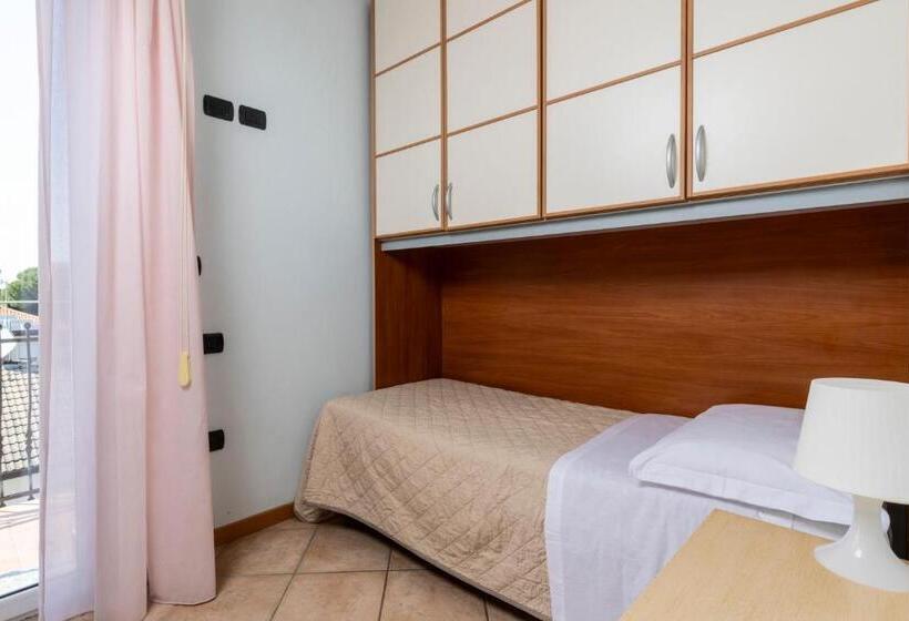 Residence 3 Trilo & Suites