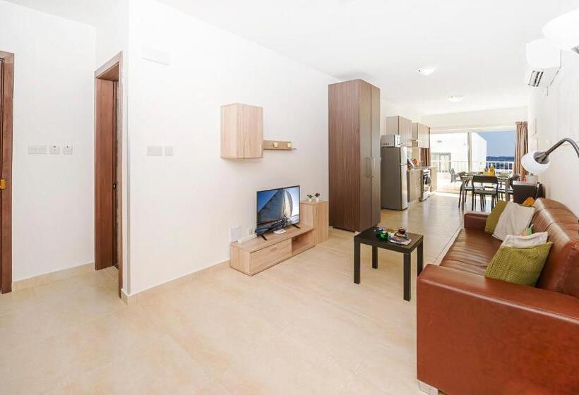 Summer Breeze Comfort Sunny Apartments Close To The Sandy Beaches   By Getawaysmalta
