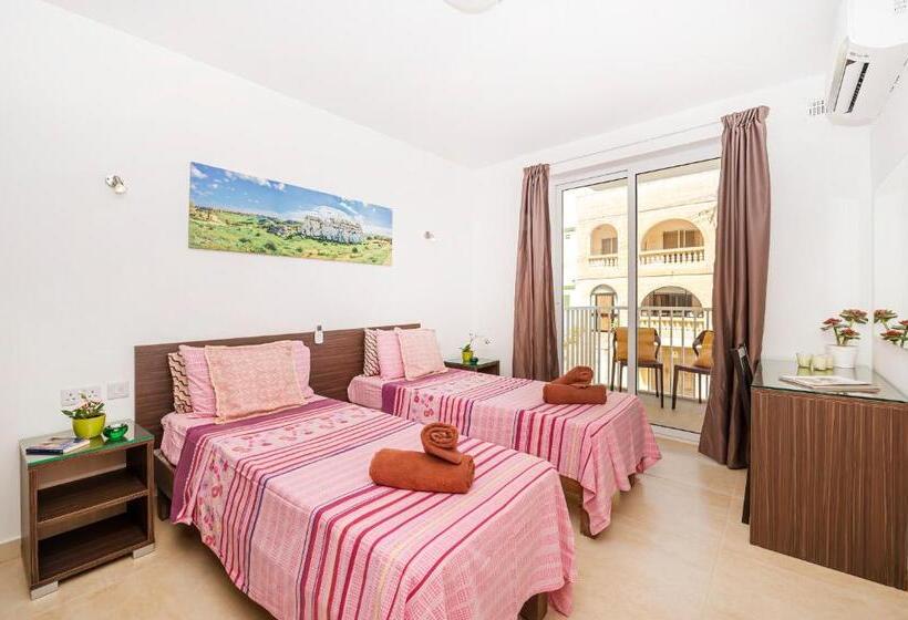 Summer Breeze Comfort Sunny Apartments Close To The Sandy Beaches   By Getawaysmalta
