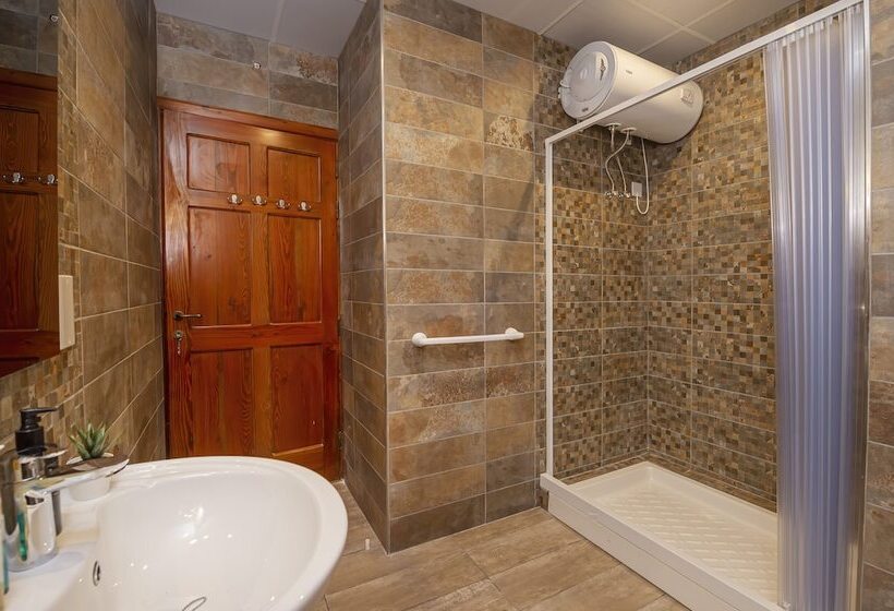 Summer Breeze Comfort Sunny Apartments Close To The Sandy Beaches   By Getawaysmalta