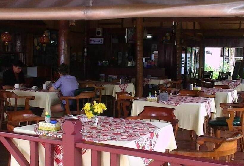 Utopia Resort