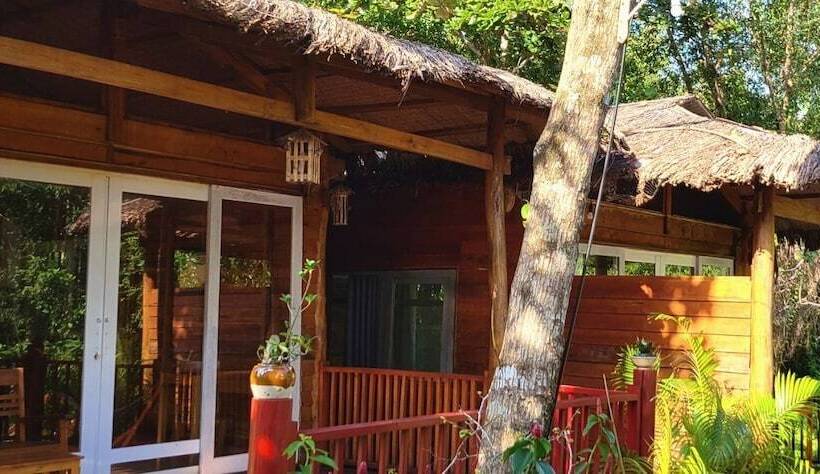 Bamboo Cottages