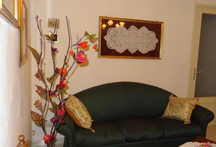 تختخواب و صبحانه Casa Melone Giallo