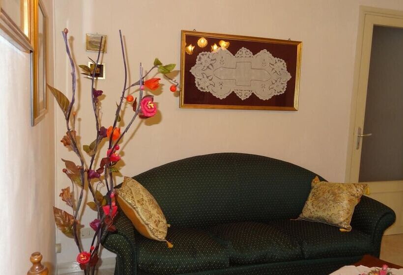 تختخواب و صبحانه Casa Melone Giallo