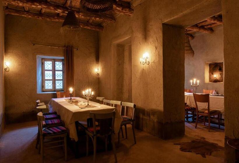 تختخواب و صبحانه Kasbah Tebi