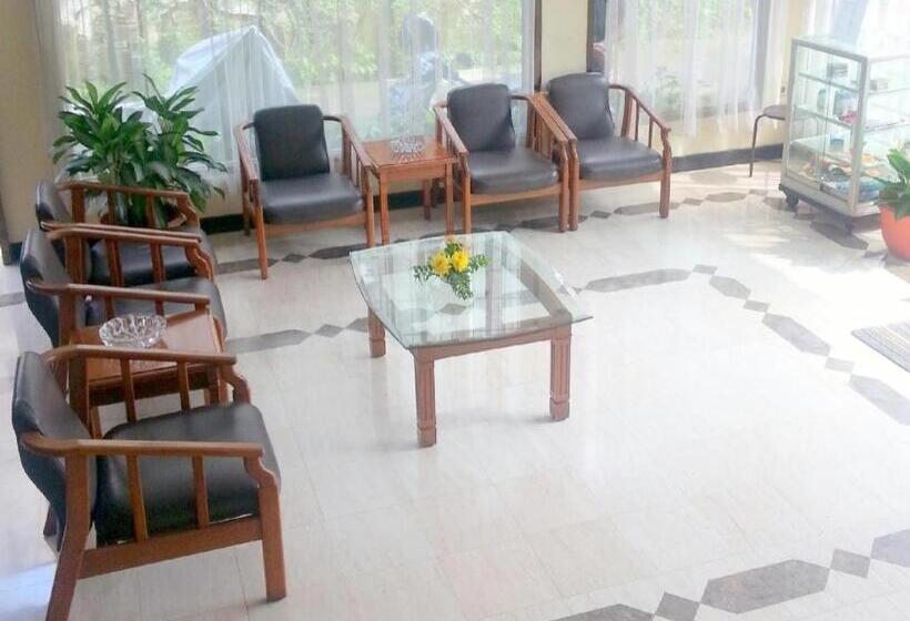 Fotos del hotel Kenangan:  8