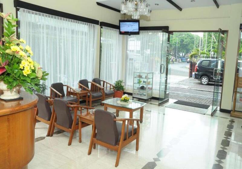 Fotos del hotel Kenangan:  11