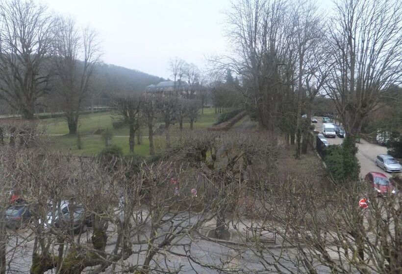 בית מלון כפרי Le Village