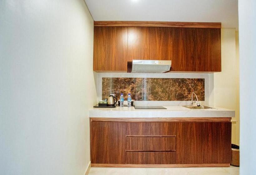 Sylvia Hotel & Resort Komodo