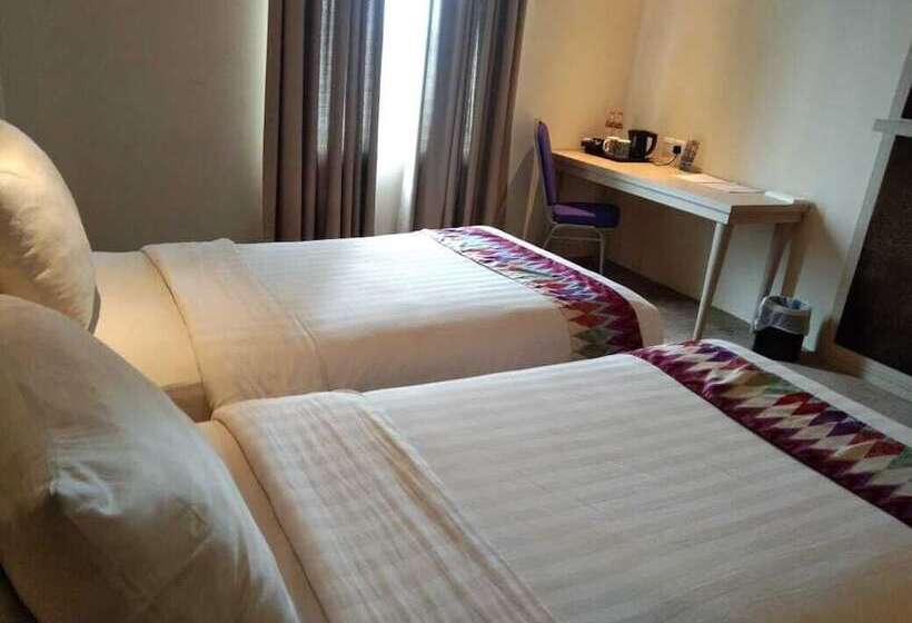 Fotos del hotel La Riz Wthree Lagaligo Makassar: 1 Fotos del hotel La Riz Wthree Lagaligo Makassar: 1