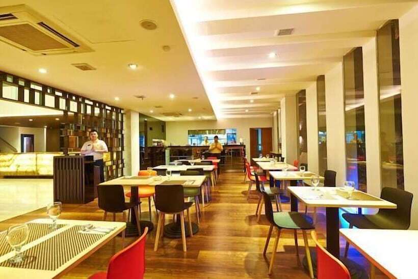J Hotel Bandara Soekarno Hatta