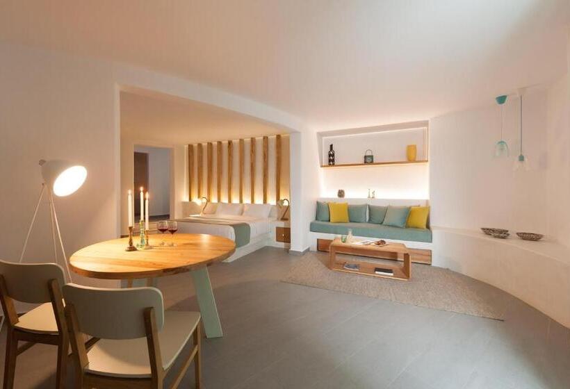 پانسیون Neptune Luxury Suites
