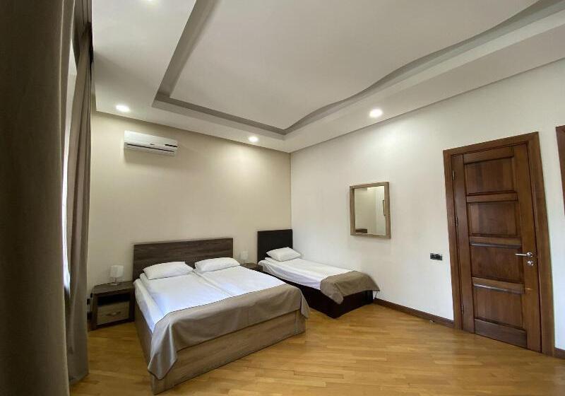 Saryan Hotel Yerevan