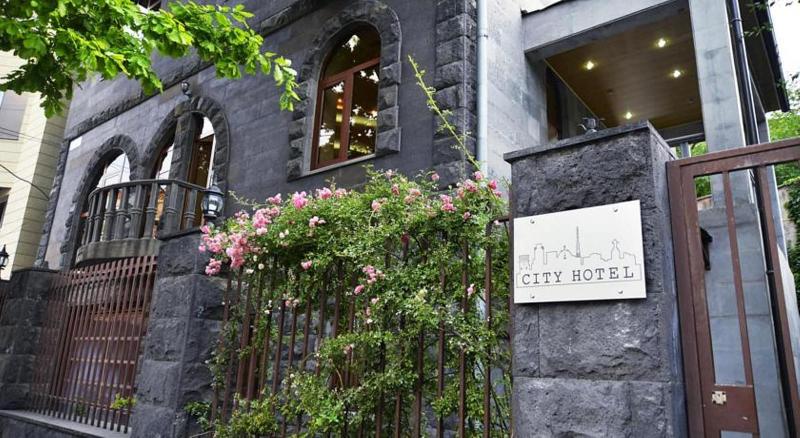 Saryan Hotel Yerevan