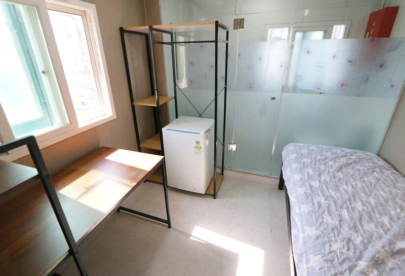 فندق صغير The Simple House