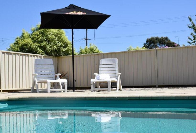 Beachway Motel
