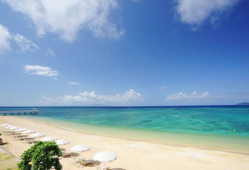 Fusaki Beach Resort Hotel & Villas