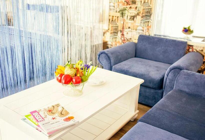 Fotos del hotel Golden Crown:  22