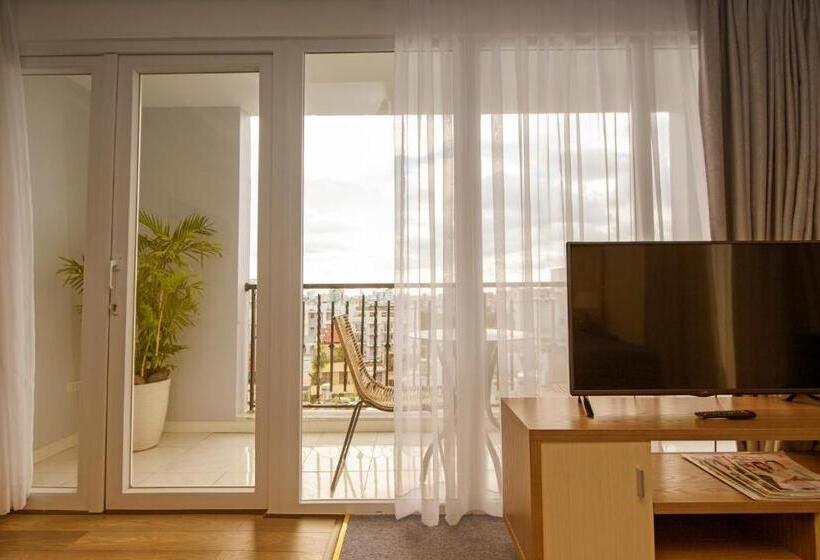 Fotos del hotel Golden Crown:  2