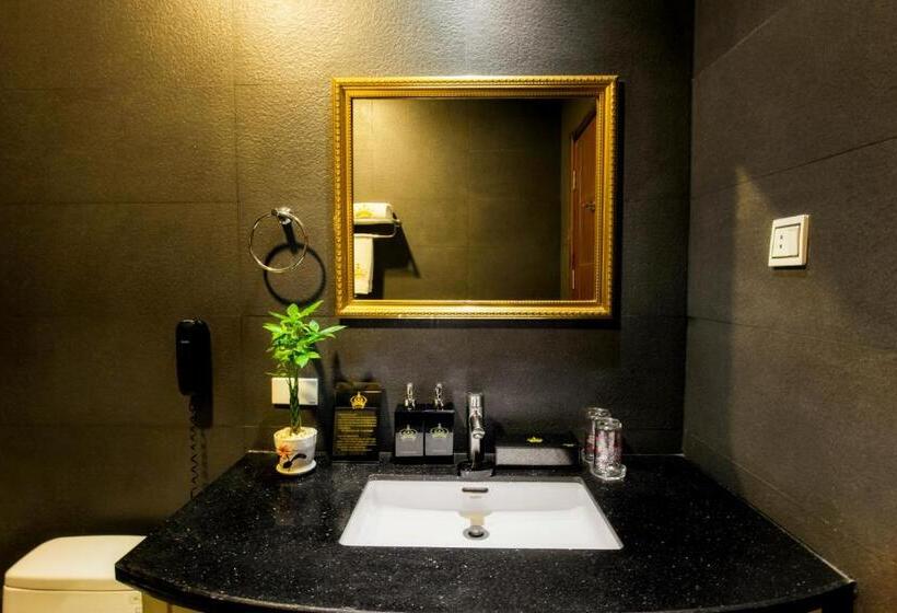 Fotos del hotel Golden Crown:  13