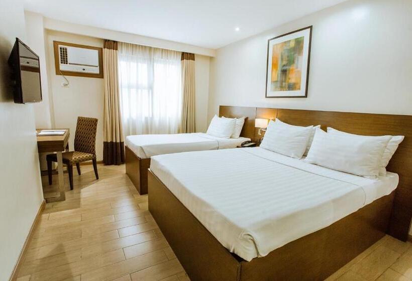 Fotos del hotel Golden Prince Hotel And Suites:  34