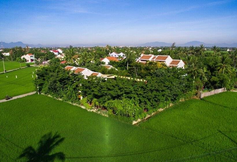 هتل Hoi An Chic Green Retreat