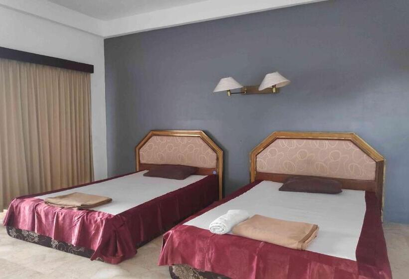 هتل Pecatu Guesthouse
