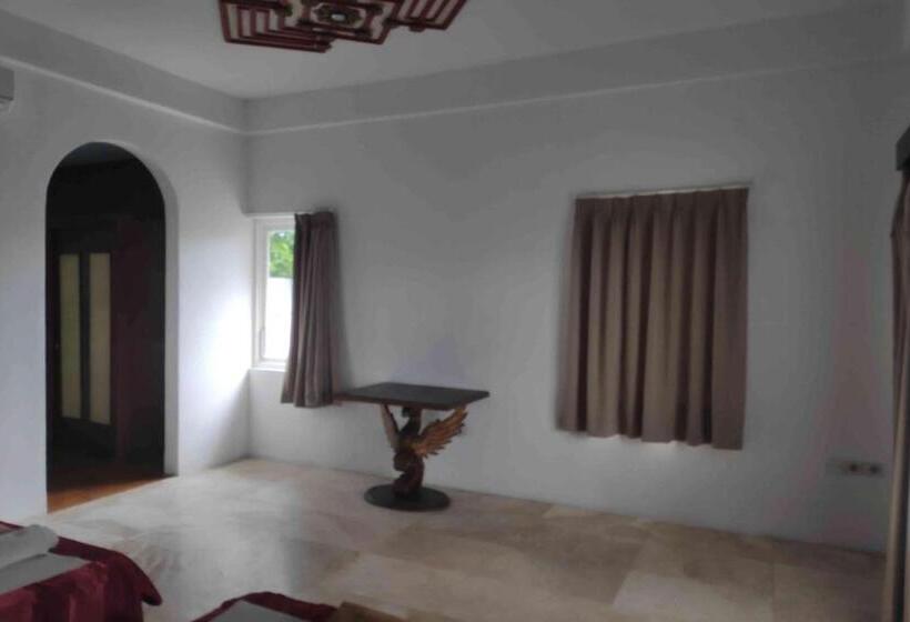 هتل Pecatu Guesthouse