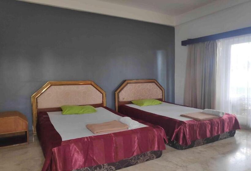 هتل Pecatu Guesthouse