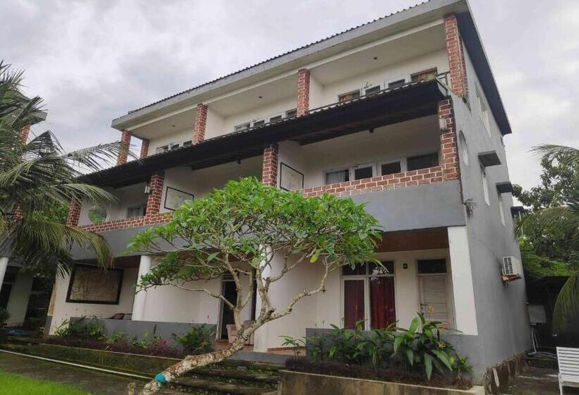 هتل Pecatu Guesthouse